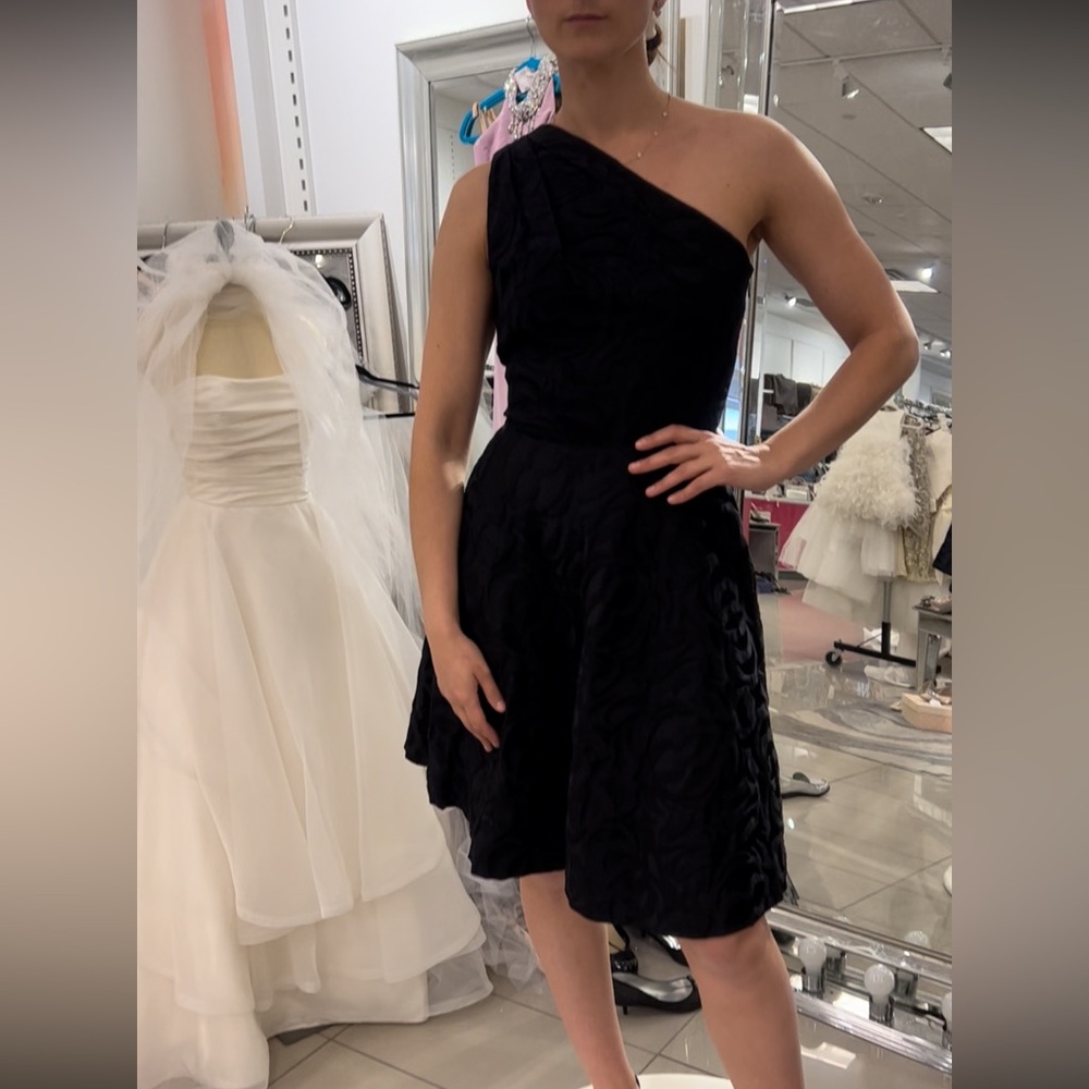 ST JOHN Black One-Shoulder Floral Texture Cocktail Dress